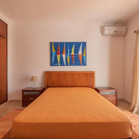 Guita - Incredible Location, Gale, Short Walk To Beach, Restaurants, Shops וילה גיאה