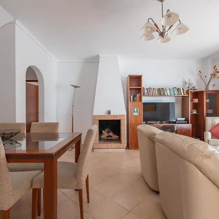 Guita - Incredible Location, Gale, Short Walk To Beach, Restaurants, Shops וילה *